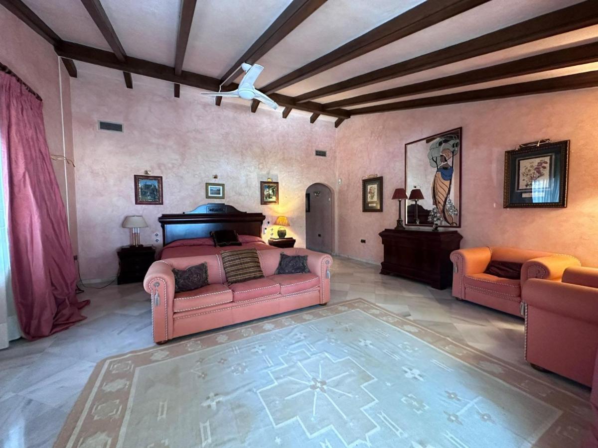 Privatunterkunft Casa Cabopino *