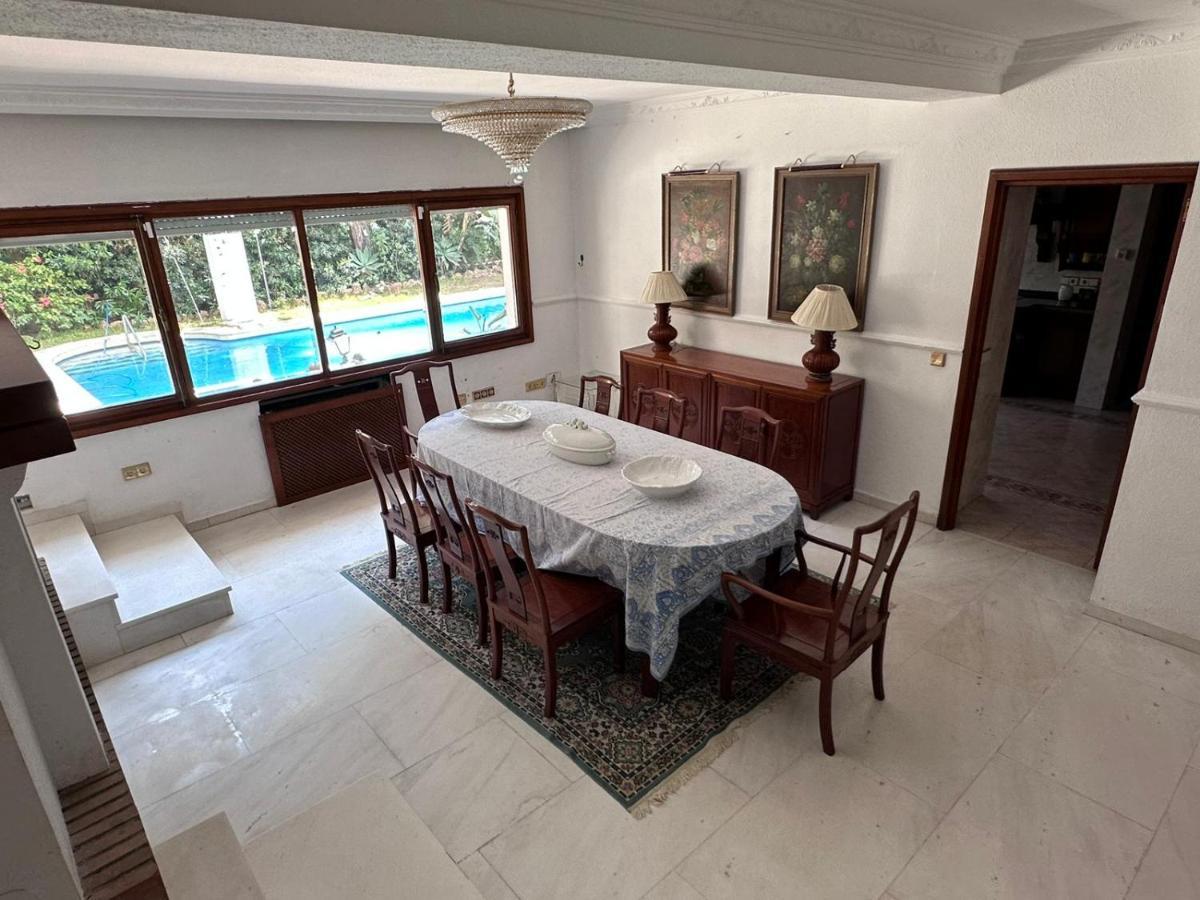 Casa Cabopino Habitación en casa particular *